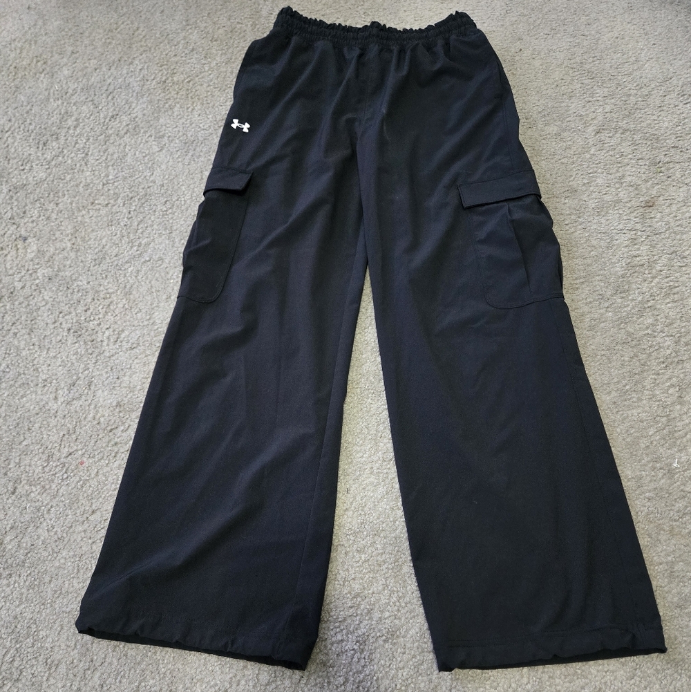Under Armour Womens Adult Small Black Cargo Track Pants with Elastic Waist